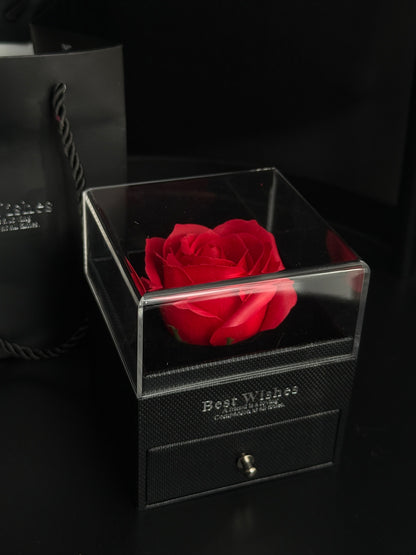 Komplet biżuterii w pudełku prezentowym – mydlana róża, srebrny naszyjnik, srebrna bransoletka + GRATIS