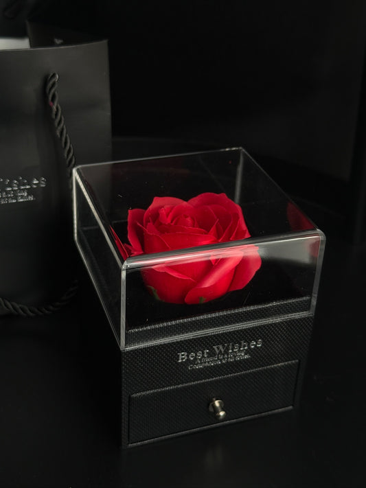 Komplet biżuterii w pudełku prezentowym – mydlana róża, srebrny naszyjnik, srebrna bransoletka + GRATIS