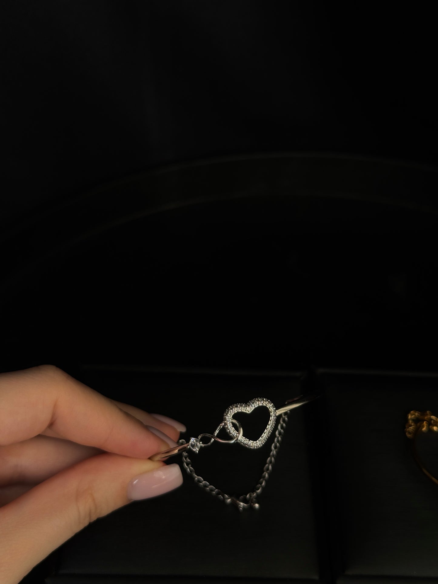 Srebrna bransoletka z sercem – pozłacana 18K białym złotem, elegancki prezent + kartka z wyznaniem